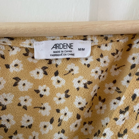 Floral Print Blouse - Picture 2 of 3